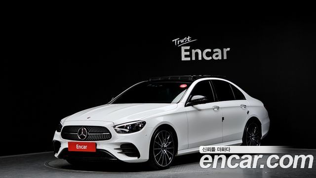 Mercedes-Benz E-Class W213 E350 4MATIC AMG Line - фото 0