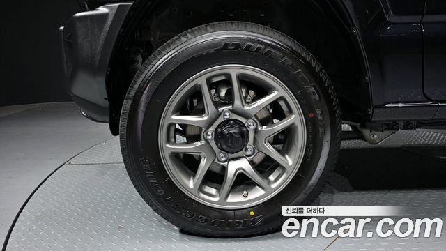 Suzuki Jimny 0.6 - фото 4