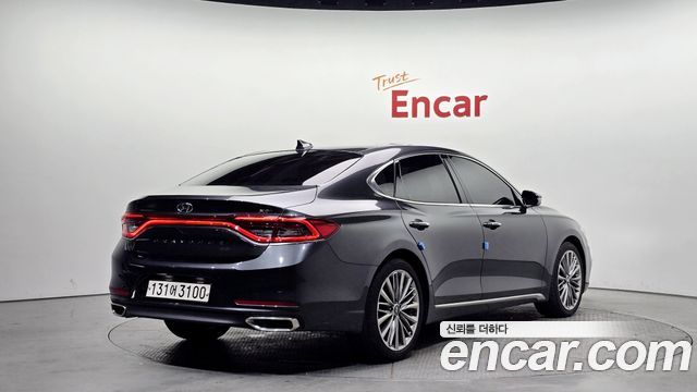 Hyundai Grandeur IG 3.0 Exclusive Special - фото 1