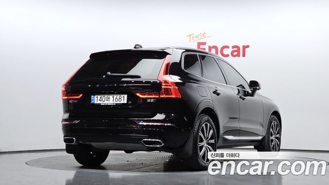 Volvo XC60 2-го поколения B5 Inscription - фото 1
