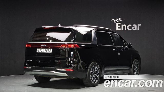 Kia Carnival 4-го поколения 9-Seater Noblesse - фото 1