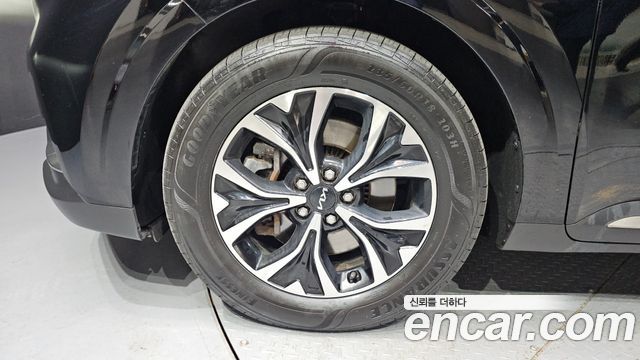 Kia Carnival 4-го поколения 9-Seater Noblesse - фото 4
