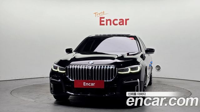 BMW 7 Series G11 730d xDrive M Sport - фото 2