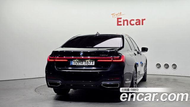 BMW 7 Series G11 730d xDrive M Sport - фото 3