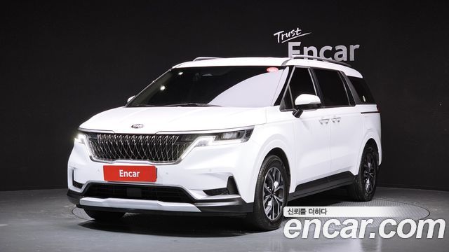 Kia Carnival 4-го поколения 9-Seater Prestige - фото 0