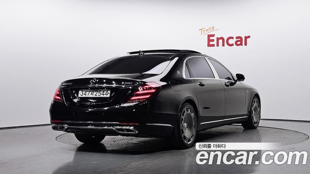 Mercedes-Benz S-Class W222 Maybach S560 - фото 1