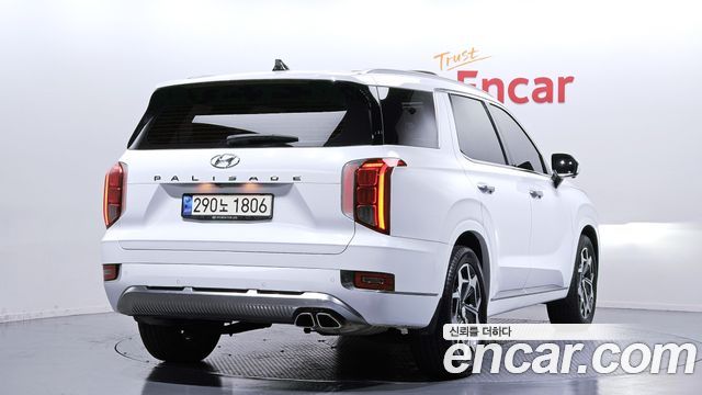 Hyundai Palisade Diesel 2.2 2WD Calligraphy - фото 1