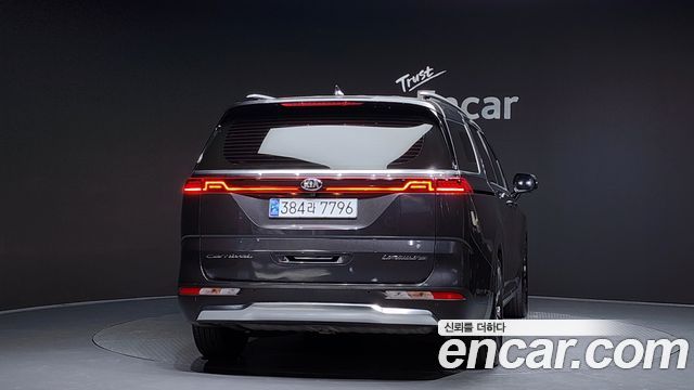 Kia Carnival 4-го поколения Gasoline 7-Seater Signature - фото 3