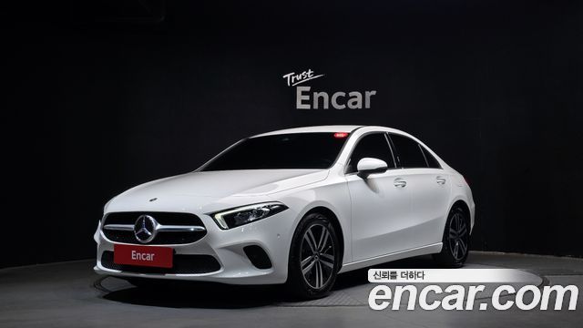 Mercedes-Benz A-Class W177 A220 Sedan - фото 0