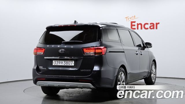 Kia Carnival All New 9-seater Prestige - фото 1