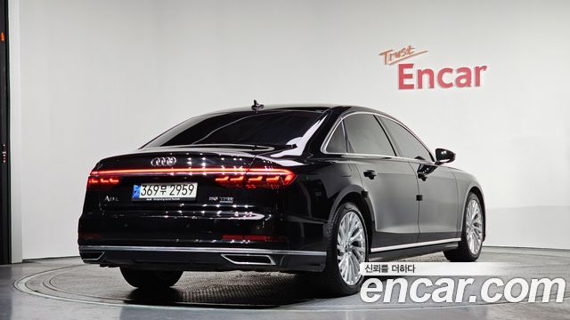 Audi A8 D5 55 TFSI Quattro LWB - фото 1