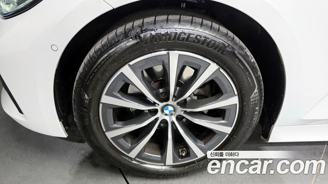 BMW 3 Series G20 320i - фото 4
