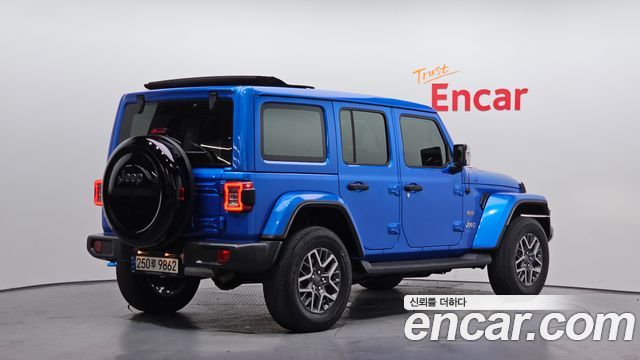 Jeep Wrangler JL 2.0 Overland Power Top 4Door 4xe - фото 1