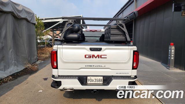 GMC Sierra Denali - фото 3