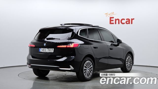 BMW 2 Series Active Tourer U06 220i Luxury - фото 1