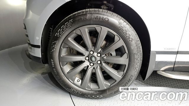 Land Rover Range Rover Velar 2.0 D240 R-Dynamic SE - фото 4