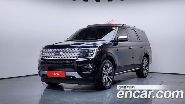 Ford Expedition Platinum 4WD 7Seater - фото 0