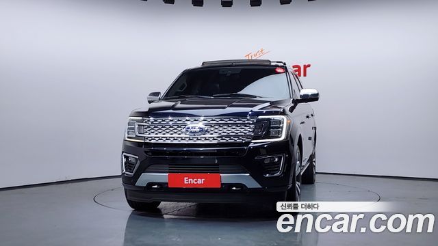 Ford Expedition Platinum 4WD 7Seater - фото 2