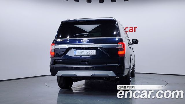 Ford Expedition Platinum 4WD 7Seater - фото 3
