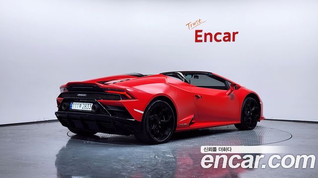 Lamborghini Huracan LP640-4 EVO Spyder - фото 1