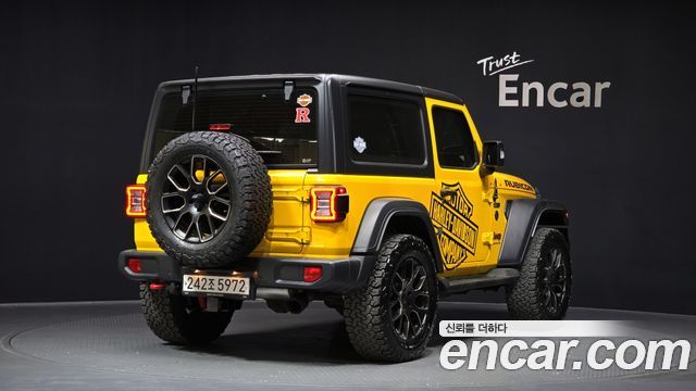 Jeep Wrangler JL 2.0 Rubicon 2Door - фото 1