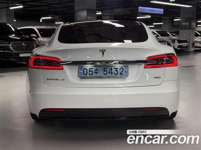 Tesla Model S 75D - фото 2