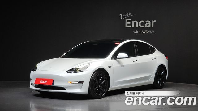 Tesla Model 3 Long Range AWD - фото 0