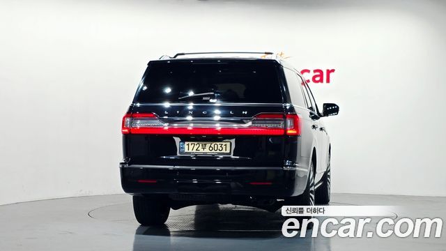 Lincoln Navigator 4-го поколения 3.5L - фото 3