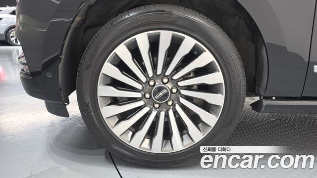 Lincoln Navigator 4-го поколения 3.5L - фото 4