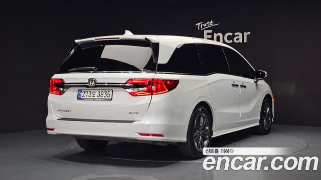 Honda Odyssey 3.5 5th - фото 1