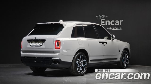 Rolls-Royce Cullinan 6.7 V12 - фото 1