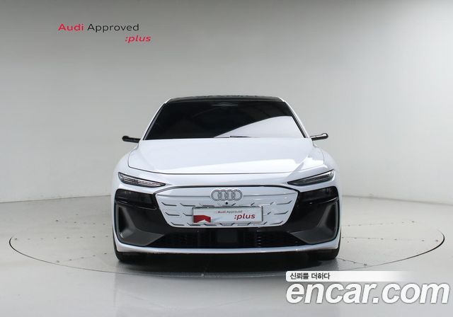 Audi A6 e-Tron Performance S line - фото 2