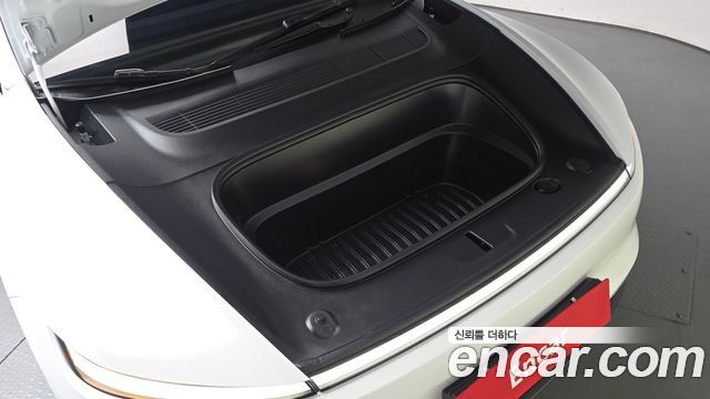 Tesla Model Y RWD - фото 4
