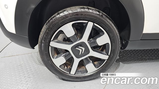 Citroen / DS C4 Cactus 1.5 BlueHDi Shine - фото 4
