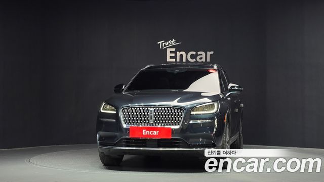 Lincoln Corsair 2.0 Reserve AWD - фото 2