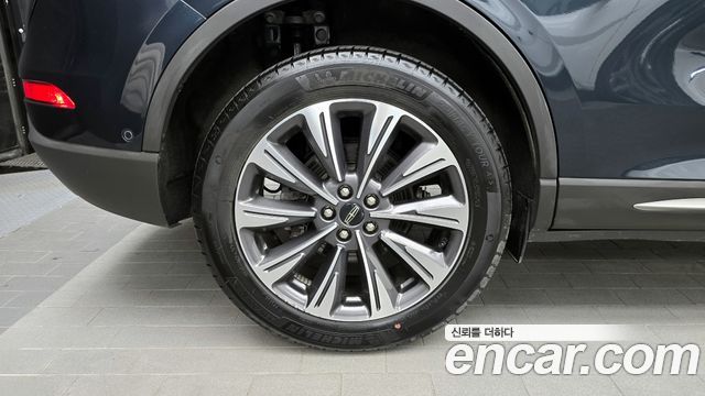 Lincoln Corsair 2.0 Reserve AWD - фото 4