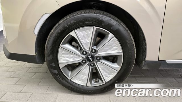Kia Soul Booster EV Noblesse - фото 4