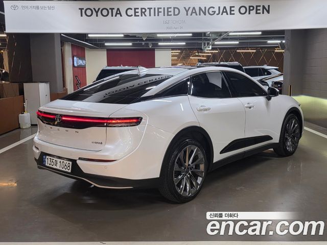 Toyota Crown Crossover 2.5 4WD Hybrid - фото 1