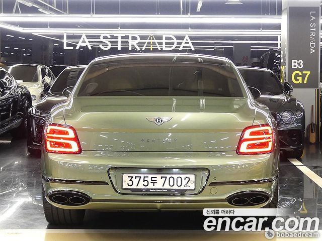 Bentley Flying Spur 3-го поколения 4.0 - фото 1