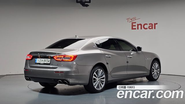 Maserati Quattroporte 3.0 V6 - фото 0