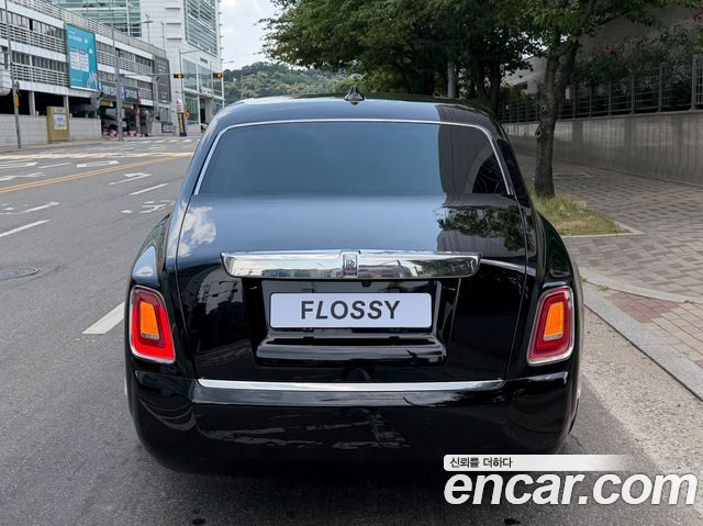 Rolls-Royce Phantom 6.7 V12 - фото 3