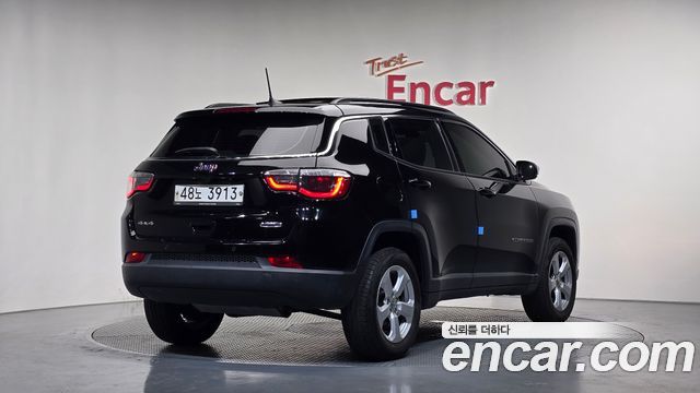Jeep Compass 2-го поколения 2.4 Longitude AWD - фото 1