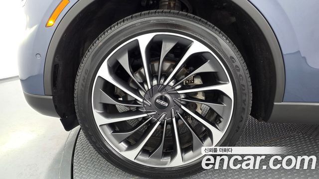 Lincoln Aviator 2-го поколения 3.0 Reserve AWD - фото 4