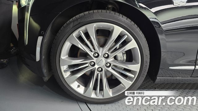 Cadillac CT6 3.6 Platinum AWD - фото 4
