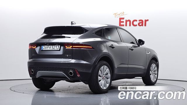 Jaguar E-PACE P250 SE - фото 1