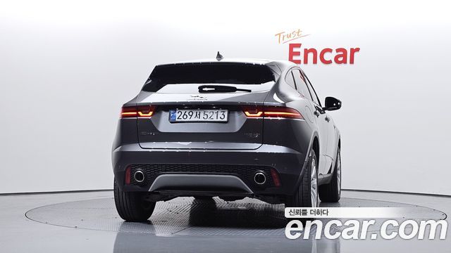 Jaguar E-PACE P250 SE - фото 3