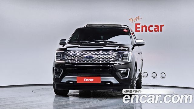 Ford Expedition Platinum 4WD 7Seater - фото 2