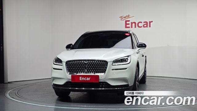 Lincoln Corsair 2.0 Reserve AWD - фото 2