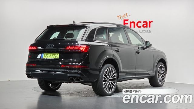 Audi SQ7 4.0 TFSI Quattro - фото 1