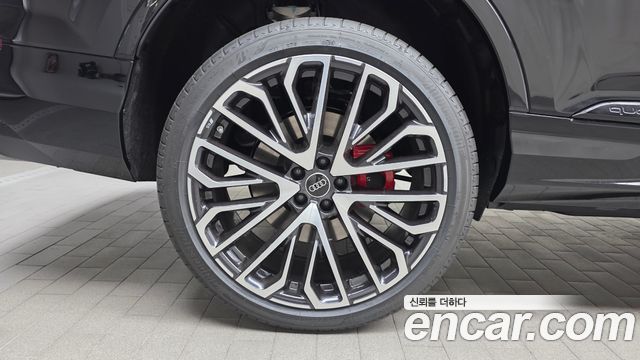 Audi SQ7 4.0 TFSI Quattro - фото 4